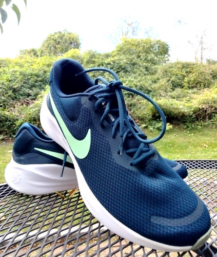 Nike revolution men sz - men's,